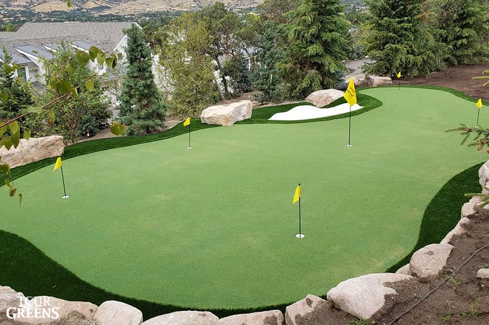 Backyard putting green from Tour Greens