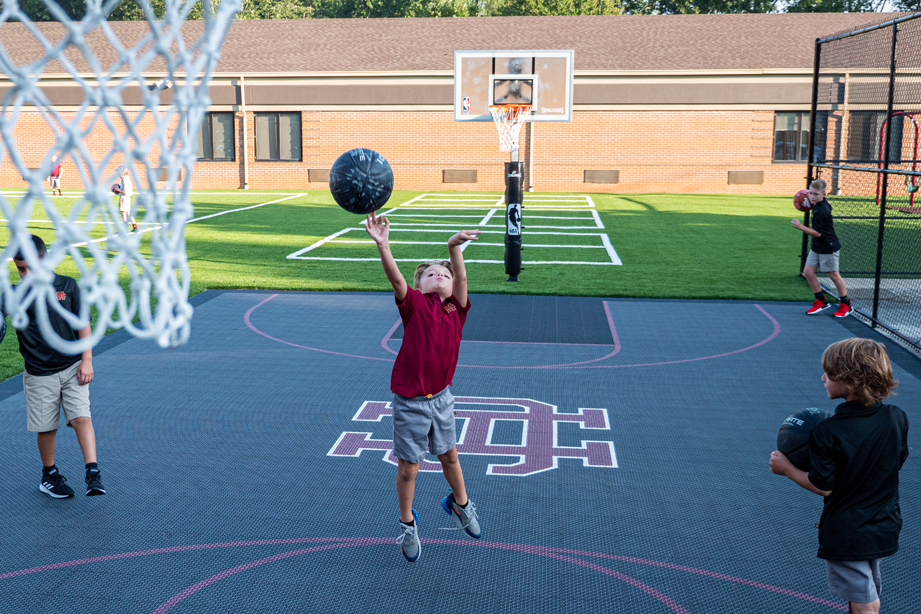 Grade School Basketball